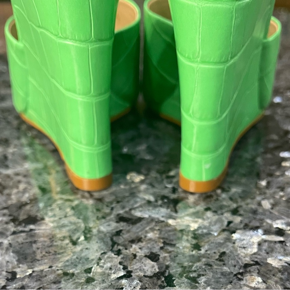 SCHUTZ Posseni Green Croc Embossed Leather Mules Size 6 - Picture 3 of 11